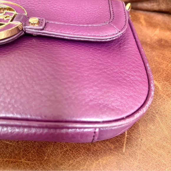 Tory Burch Mini Amanda Crossbody Bag - Picture 8 of 14